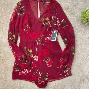 GUESS Long sleeve Romper Small